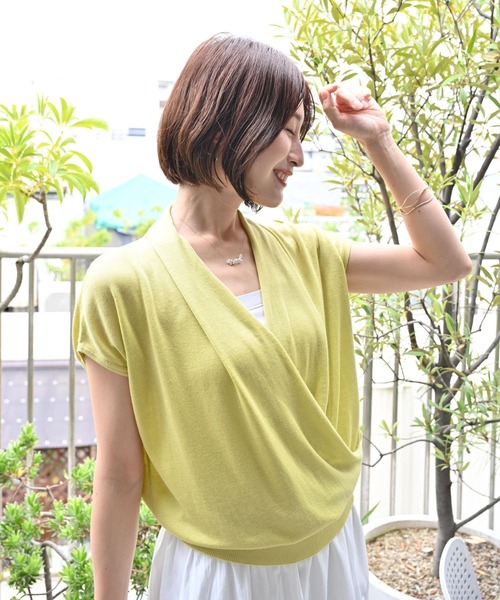 Ehre style(エーレスタイル)の「首元を変える印象まで変わるお仕事トップス(ニット/セーター・レディース・ホワイト/ブラック/ブルー/ライトグリーン系1・FREE)」の9枚目の写真