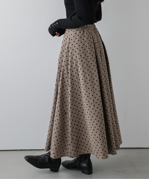 AMELY(エミリー)の「ドット柄 Aライン ツイード調プリーツスカート(スカート・レディース・ブラウン/グレー・フリー)」の11枚目の写真