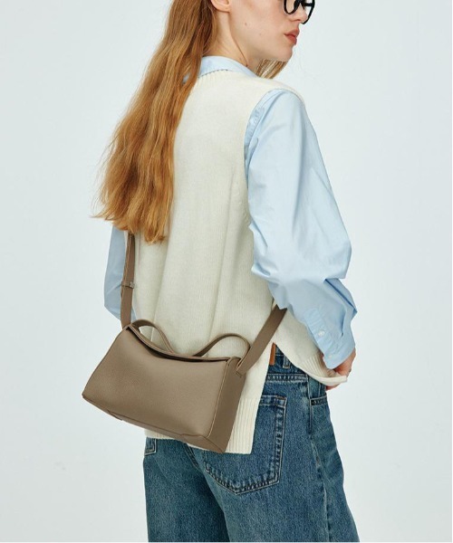 NiiNa(ニーナ)の「【 NiiNa / ニーナ 】高品質レザー2WAYミニハンドバッグ(ハンドバッグ・レディース・ブラック・FREE)」の13枚目の写真
