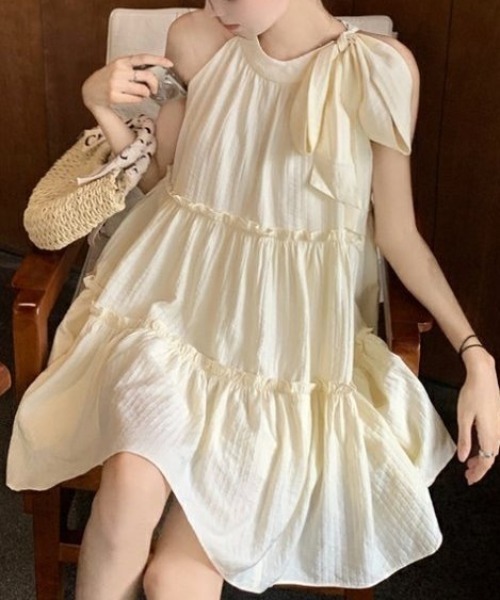 ｔｏｌｅｎｅ（トレネ）の「ビッグリボン アメスリ風 ティアードミニワンピース（ワンピース・レディース・オフホワイト・FREE）」の4枚目の写真