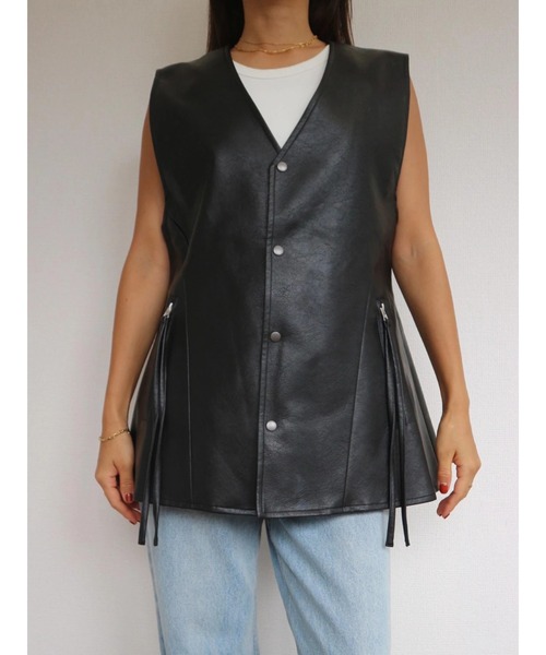 TRUNC(トランクエイティーエイト)の「V Neck Eco Leather Flared Vest(その他アウター・レディース・ブラック/ブラウン・FREE)」の22枚目の写真