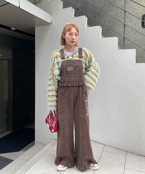 HELLO.SANFRANCISCO(ハローサンフランシスコ)の「【HELLO.SANFRANCISCO/ハローサンフランシスコ】ロゴプリントフリルオーバーオール(サロペット/オーバーオール・レディース・ブラウン/ネイビー・ONE SIZE)」の6枚目の写真