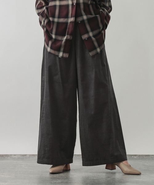 GLOBAL WORK(グローバルワーク)の「ライトコーデュロイワイドパンツ/721247(その他パンツ・レディース・ボルドー/チャコールグレー/ラベンダー・MEDIUM/LARGE)」の6枚目の写真