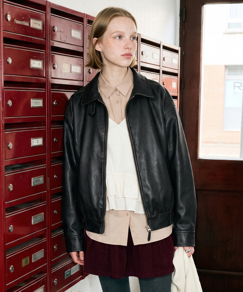 SINOON(シヌーン)の「Shirred Leather Blouson Jacket (Black)(テーラードジャケット・レディース・ブラック・FREE)」の5枚目の写真