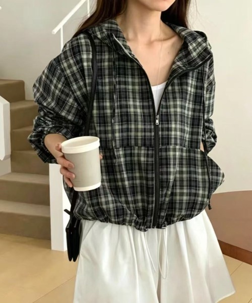 GEMEDA（ジェメダ）の「チェック柄ジップアップアウター（その他アウター・レディース・ブルー/ブラック・M）」の7枚目の写真