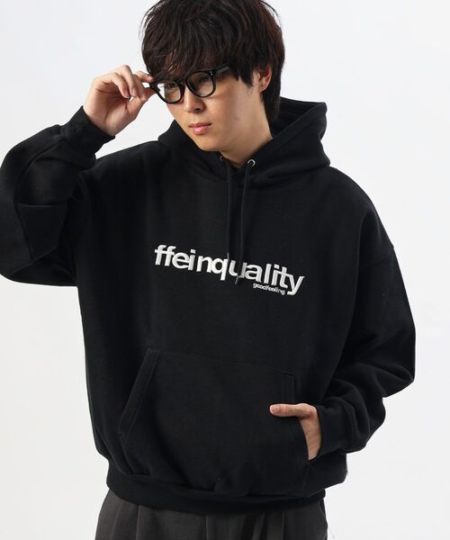 FFEIN(フェイン)の「【FFEIN(フェイン)】ヘビーウエイトセンターデカロゴ3D刺繍立体プルパーカー / プルパーカー フード フロントポケット 刺繍 裏起毛 ユニセックス(パーカー・メンズ・ブラック/ネイビー/アッシュグレー/ライトピンク・SMALL/LARGE/MEDIUM)」の8枚目の写真