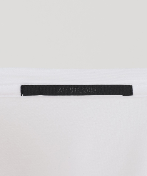 AP STUDIO(エーピーストゥディオ)の「追加Low-necked T-sh(Tシャツ/カットソー・レディース・ホワイト・FREE)」の2枚目の写真