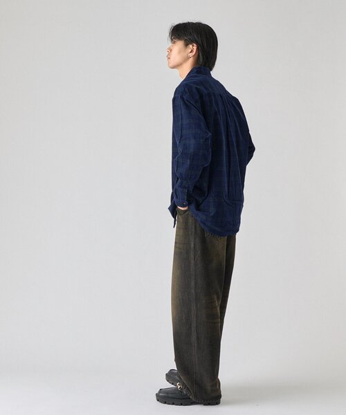 goocy(グーシー)の「【BHPC】コーデュロイBDシャツ(シャツ/ブラウス・メンズ・ネイビー/ブルー/ブラウン/ブラック・LARGE/MEDIUM)」の19枚目の写真