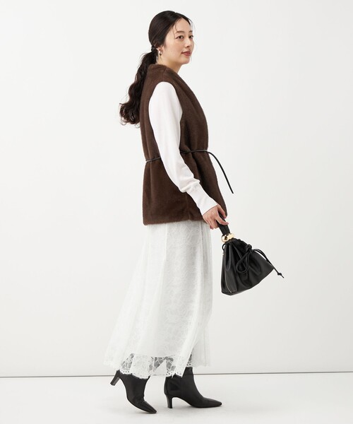 NOLLEY’S(ノーリーズ)の「【WEB&一部店舗限定カラー】ウォッシャブル総レースマチスカート(スカート・レディース・ネイビー/ホワイト・38/36)」の3枚目の写真