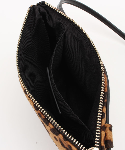 SLY（スライ）の「CLUTCH BELT PACK（ショルダーバッグ・レディース・ワインレッド/ブラック/マルチ・FREE）」の6枚目の写真