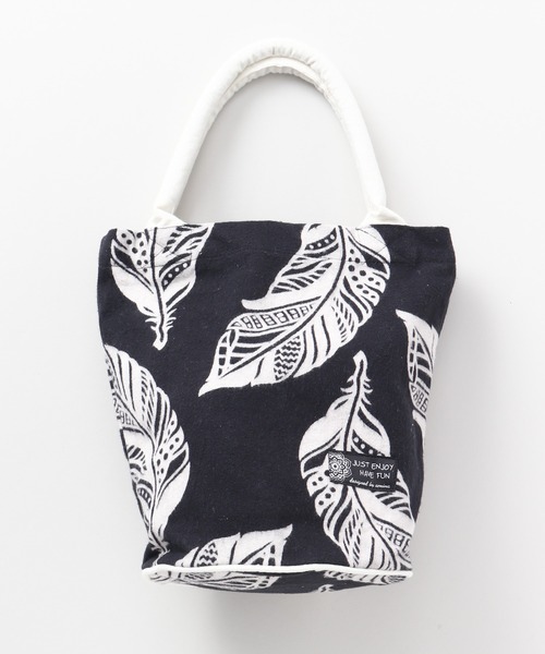 チャイハネ（チャイハネ）の「【チャイハネ】フォークロアプリント バケツバッグ（トートバッグ・レディース・ブラック/ターコイズブルー/イエロー/ピンク/ホワイト/オレンジ/マスタード/オフホワイト/パープル/グリーン・FREE）」の16枚目の写真