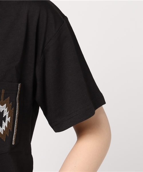 VENCEEXCHANGE（ヴァンスエクスチェンジ）の「シルケットオルテガ柄刺繍Ｔ（Tシャツ/カットソー・レディース・ブラック/オリーブ/ネイビー/その他35/オフホワイト/その他21・MEDIUM）」の11枚目の写真