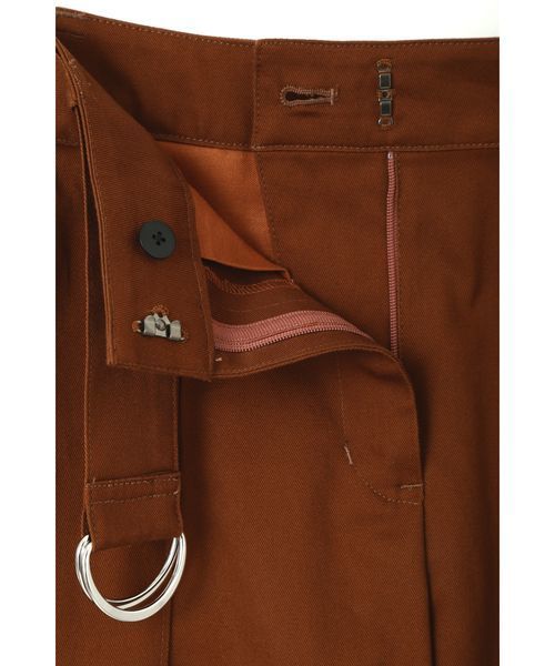 NATURAL BEAUTY BASIC（ナチュラルビューティーベーシック）の「センタータックペグパンツ（その他パンツ・レディース・ブラウン/カーキ・MEDIUM/SMALL/X-SMALL）」の15枚目の写真