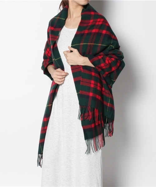 SHIPS for women（シップスフォーウィメン）の「TRADITIONAL WEATHERWEAR:チェック　ブランケット　マフラー（マフラー・レディース・ナチュラル/レッド/ネイビー・ONE SIZE）」の6枚目の写真