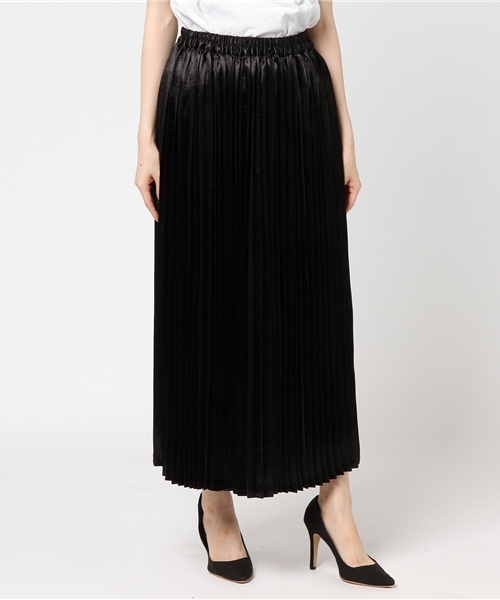 WC（ダブル シー）の「WC/サテンプリーツロングスカート（スカート・レディース・レッド/ピンク/パープル/ブラック・FREE）」の2枚目の写真
