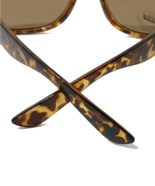 TOPMAN（トップマン）の「BROWN RETRO SUNGLASSES（サングラス・メンズ・ダークブラウン・ONE SIZE）」の7枚目の写真