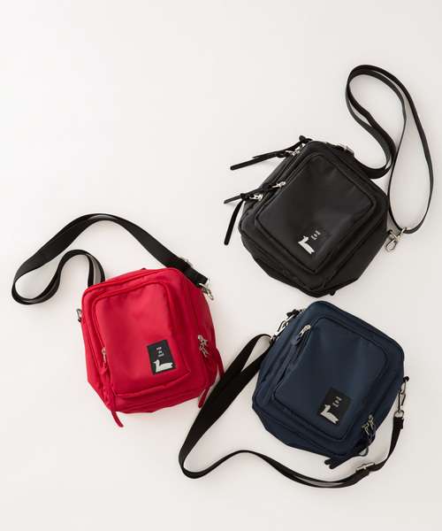 nop de nod（ノップドゥノッド）の「Carre ショルダーS（ショルダーバッグ・レディース・ブラック/レッド/ネイビー/オフホワイト・8）」の5枚目の写真