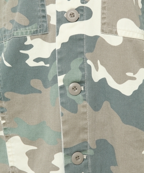 PAGEBOY（ページボーイ）の「BIGノーカラーミリタリーブルゾン（ブルゾン・レディース・グリーン系その他/カーキ・FREE）」の6枚目の写真