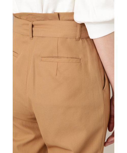 NATURAL BEAUTY BASIC（ナチュラルビューティーベーシック）の「ハイツイストコットンペグパンツ（その他パンツ・レディース・ダークベージュ/カーキ・MEDIUM/SMALL/X-SMALL）」の18枚目の写真