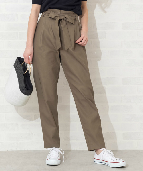NATURAL BEAUTY BASIC（ナチュラルビューティーベーシック）の「ハイツイストコットンペグパンツ（その他パンツ・レディース・ダークベージュ/カーキ・MEDIUM/SMALL/X-SMALL）」の5枚目の写真