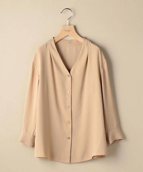 BEAUTY&YOUTH UNITED ARROWS(ビューティーアンドユースユナイテッドアローズ)の「BY サテンスキッパーボタン8分袖シャツ о(シャツ/ブラウス・レディース・オフホワイト/ベージュ/オリーブ・FREE)」の4枚目の写真