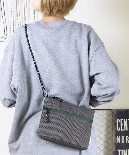 knock through abstraction(ノックスルーアブストラクション)の「【knock through abstraction/ノックスルーアブストラクション】X-filament sacoche/クロスフィラメントサコッシュ(ショルダーバッグ・レディース・オレンジ/オリーブ/ブルー/ネイビー/パープル/ブラック・FREE)」の22枚目の写真