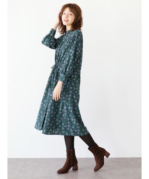 YECCA VECCA（イェッカヴェッカ）の「AS.アンティークフラワー柄ワンピース（ワンピース・レディース・グリーン/テラコッタ・M）」の6枚目の写真