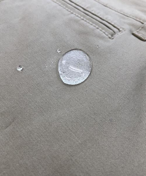 coen（コーエン）の「ウォーターリペレント＆アンチファウリングストレッチスリムテーパードチノ(一部WEB限定カラー)（チノパンツ・メンズ・ブラック/オリーブ/ベージュ/ネイビー・X-LARGE/LARGE/MEDIUM/SMALL）」の5枚目の写真