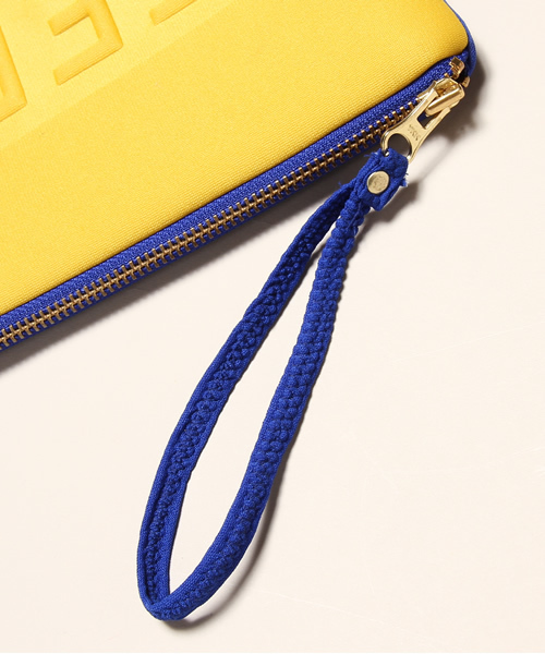ROSE BUD（ローズバッド）の「【SPUR11月号掲載】LR-13248 KEEP YOUR NEOPRENE CLUTCH BAG（クラッチバッグ・レディース・ホワイト/マスタード・ONE SIZE）」の9枚目の写真