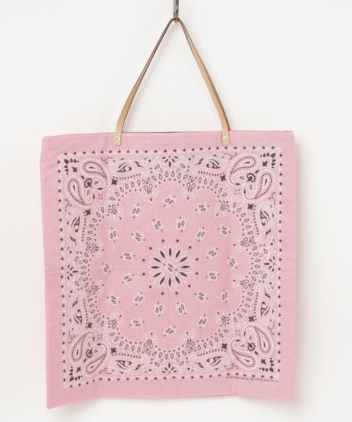 OLD BETTY'S(オールドベティーズ)の「Bandana Remake Tote Bag/バンダナ リメイク トート バッグ(トートバッグ・レディース・ホワイト/ブラック/パープル/ネイビー/ピンク/オレンジ/グリーン/ロイヤルブルー/レッド/ターコイズブルー/イエロー/グレイッシュブルー/その他・FREE)」の10枚目の写真