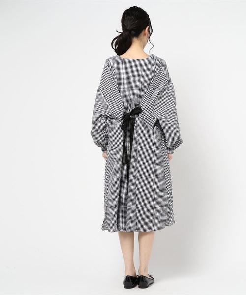 fifth（フィフス）の「ギンガムチェックVネックロングワンピース（ワンピース・レディース・ブラック・MEDIUM）」の9枚目の写真