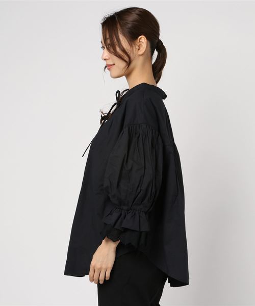 rps（アールピーエス）の「ボリューム袖コットンブラウス（シャツ/ブラウス・レディース・オフホワイト/ブラック/ベージュ・M）」の4枚目の写真