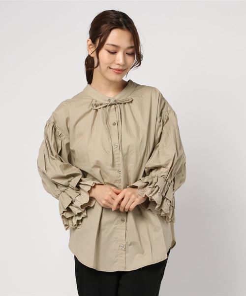 rps（アールピーエス）の「ボリューム袖コットンブラウス（シャツ/ブラウス・レディース・オフホワイト/ブラック/ベージュ・M）」の8枚目の写真