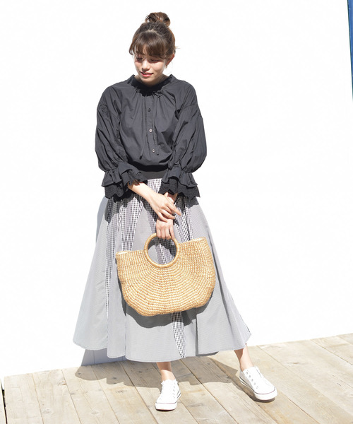 rps（アールピーエス）の「ボリューム袖コットンブラウス（シャツ/ブラウス・レディース・オフホワイト/ブラック/ベージュ・M）」の11枚目の写真