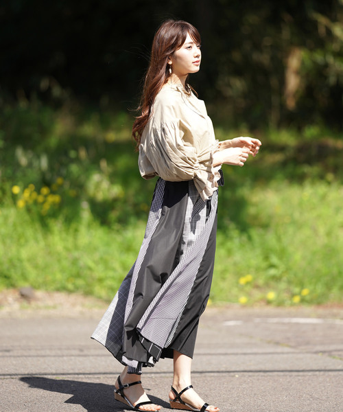 rps（アールピーエス）の「ボリューム袖コットンブラウス（シャツ/ブラウス・レディース・オフホワイト/ブラック/ベージュ・M）」の13枚目の写真