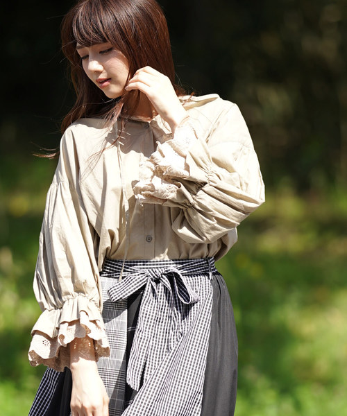 rps（アールピーエス）の「ボリューム袖コットンブラウス（シャツ/ブラウス・レディース・オフホワイト/ブラック/ベージュ・M）」の14枚目の写真