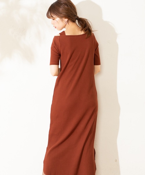 natural couture(ナチュラルクチュール)の「ワンショルストラップテレコワンピ(ワンピース・レディース・ブラック/ベージュ/ブラウン/アイボリー・FREE)」の21枚目の写真