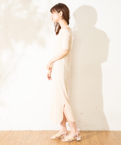 natural couture(ナチュラルクチュール)の「ワンショルストラップテレコワンピ(ワンピース・レディース・ブラック/ベージュ/ブラウン/アイボリー・FREE)」の16枚目の写真