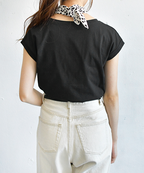 PairPair（ペアペア）の「バラフォトプリントT（Tシャツ/カットソー・レディース・ブラック/オフホワイト・FREE）」の17枚目の写真