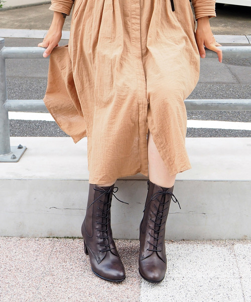 apres（アプレ）の「〈apres（アプレ）〉レースアップブーツ（ブーツ・レディース・グレー/レッド/ブラック・23.0cm/23.5cm/22.5cm/24.0cm/24.5cm）」の8枚目の写真