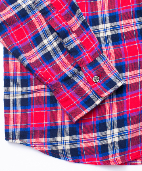 BEAUTY&YOUTH UNITED ARROWS(ビューティーアンドユースユナイテッドアローズ)の「【WEB限定】by ∴ レギュラーカラー ネルシャツ◆(シャツ/ブラウス・メンズ・レッド/マスタード/ネイビー/ブラック/オフホワイト・SMALL/LARGE/X-LARGE/MEDIUM)」の6枚目の写真