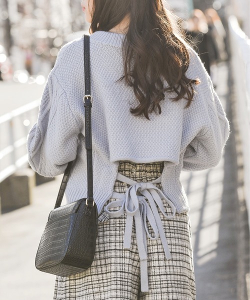 Heather(ヘザー)の「バックリボンケーブルニット 867423(ニット/セーター・レディース・アイボリー/ブラック/サックスブルー・FREE)」の14枚目の写真