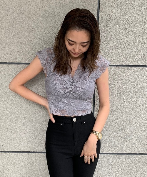 ENVYM（アンビー）の「総レースＴＥＥ（Tシャツ/カットソー・レディース・ホワイト/ブラック/ベージュ/グレー/カーキ/ピンク・FREE）」の4枚目の写真