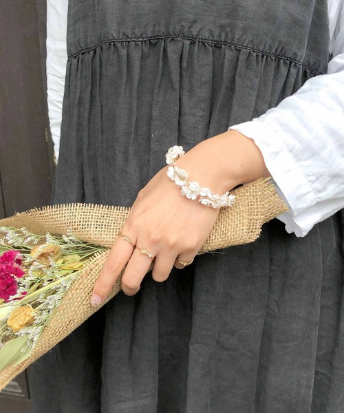 m.soeur（エムスール）の「コデマリのブレスレット＊（ブレスレット・レディース・ホワイト/ブラック・FREE）」の3枚目の写真