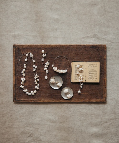 m.soeur（エムスール）の「コデマリのブレスレット＊（ブレスレット・レディース・ホワイト/ブラック・FREE）」の7枚目の写真