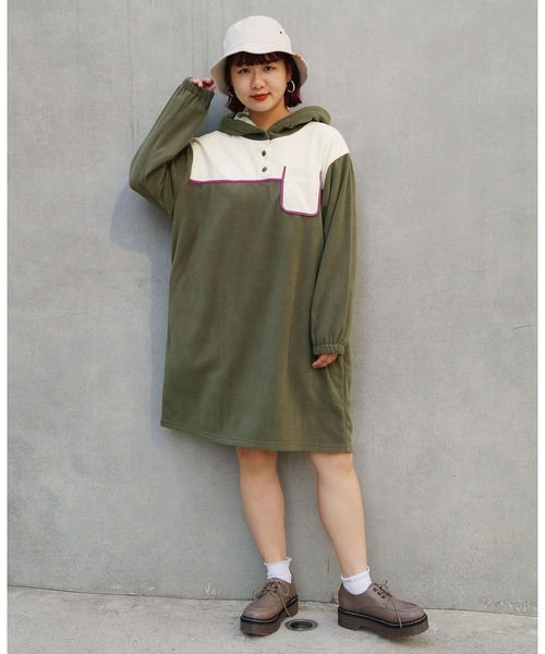 セール 配色フードワンピース ワンピース 179 Wg イチナナキュウダブルジー のファッション通販 Zozotown