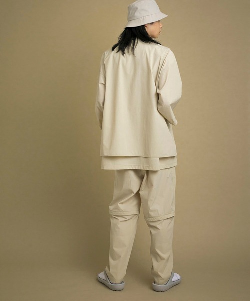 Uiscel（ユイセル）の「Uiscel　ドライマルチポケットベスト（ベスト・メンズ・ベージュ/ブラック/カーキ・ONE）」の4枚目の写真