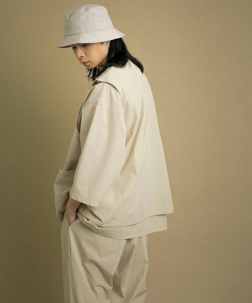 Uiscel（ユイセル）の「Uiscel　ドライマルチポケットベスト（ベスト・メンズ・ベージュ/ブラック/カーキ・ONE）」の20枚目の写真