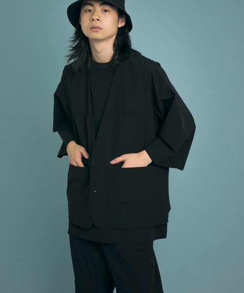 Uiscel（ユイセル）の「Uiscel　ドライマルチポケットベスト（ベスト・メンズ・ベージュ/ブラック/カーキ・ONE）」の15枚目の写真