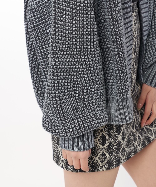 SPIRALGIRL(スパイラルガール)の「ブリーチワッフル編みニットカーディガン(カーディガン/ボレロ・レディース・ホワイト/ネイビー/グリーン・FREE)」の4枚目の写真